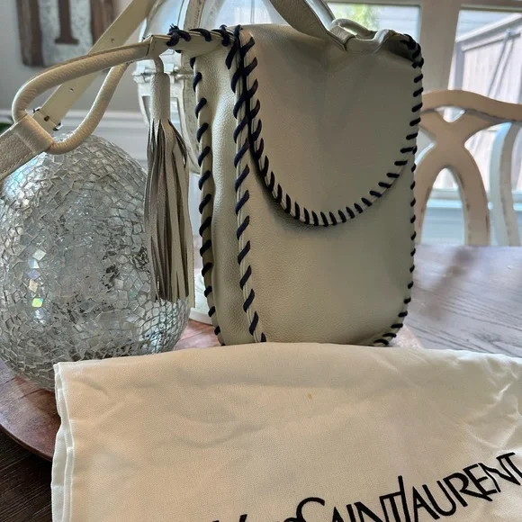 Yves Saint Laurent Cream leather Crossbody Bag - Picture 2 of 16